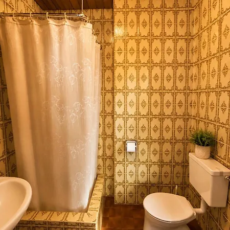 Gaestehaus Oberheinricher بيت ريفي Steinfeld